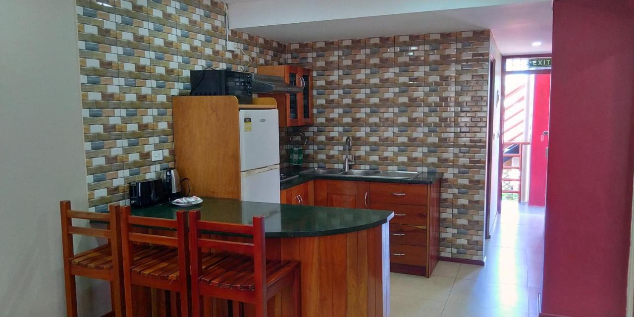 อัล-มินฮาจ เซอร์วิซ อพาร์ตเมนต์ Apartment นาดี ภายนอก รูปภาพ