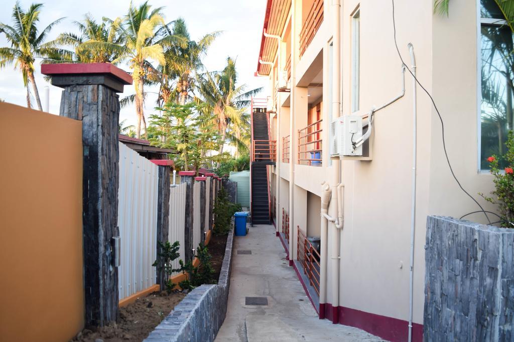 อัล-มินฮาจ เซอร์วิซ อพาร์ตเมนต์ Apartment นาดี ภายนอก รูปภาพ