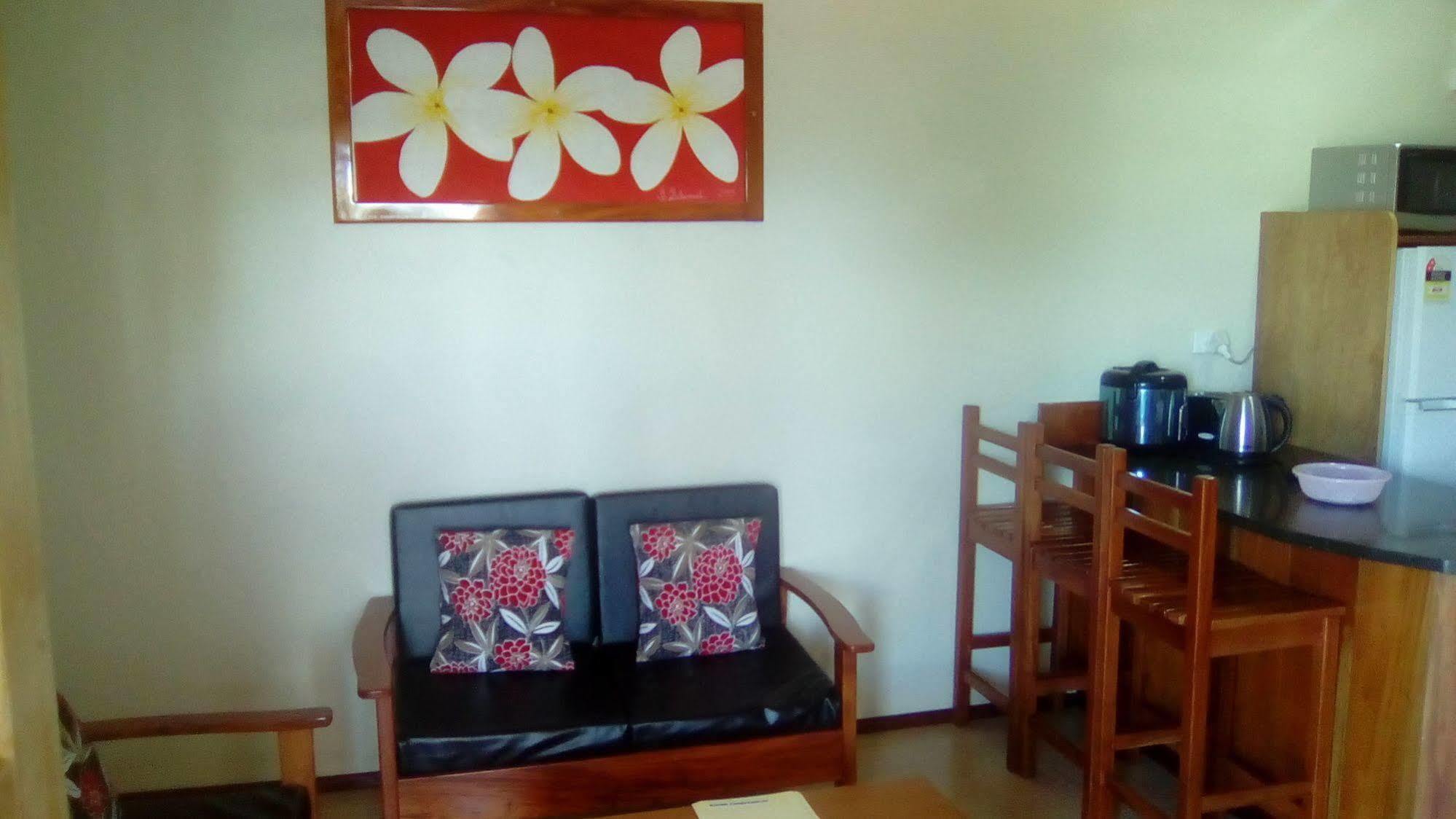 อัล-มินฮาจ เซอร์วิซ อพาร์ตเมนต์ Apartment นาดี ภายนอก รูปภาพ