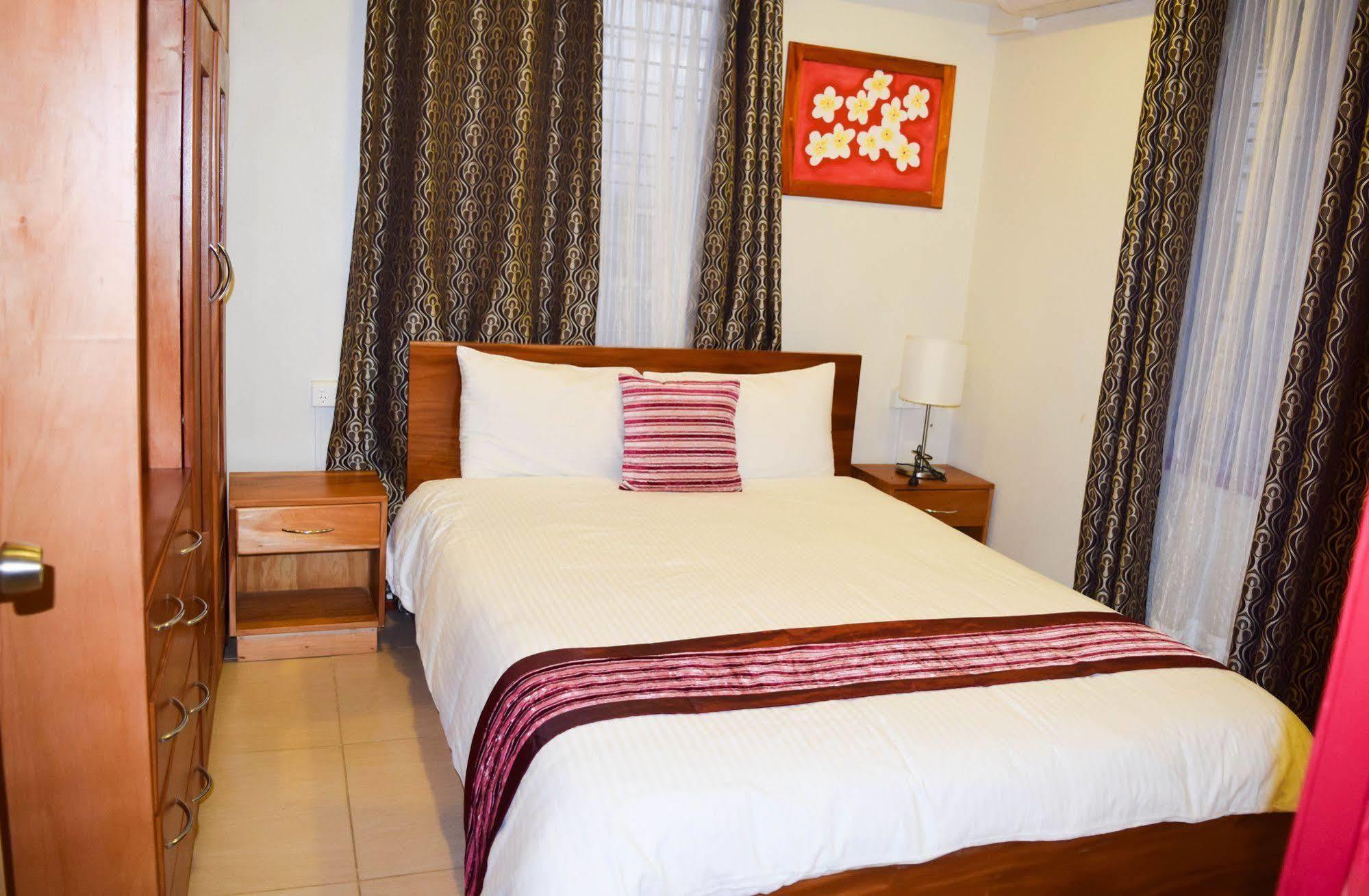 อัล-มินฮาจ เซอร์วิซ อพาร์ตเมนต์ Apartment นาดี ภายนอก รูปภาพ