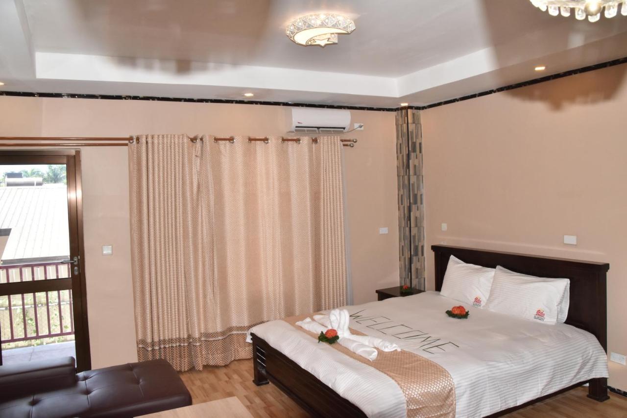 อัล-มินฮาจ เซอร์วิซ อพาร์ตเมนต์ Apartment นาดี ภายนอก รูปภาพ